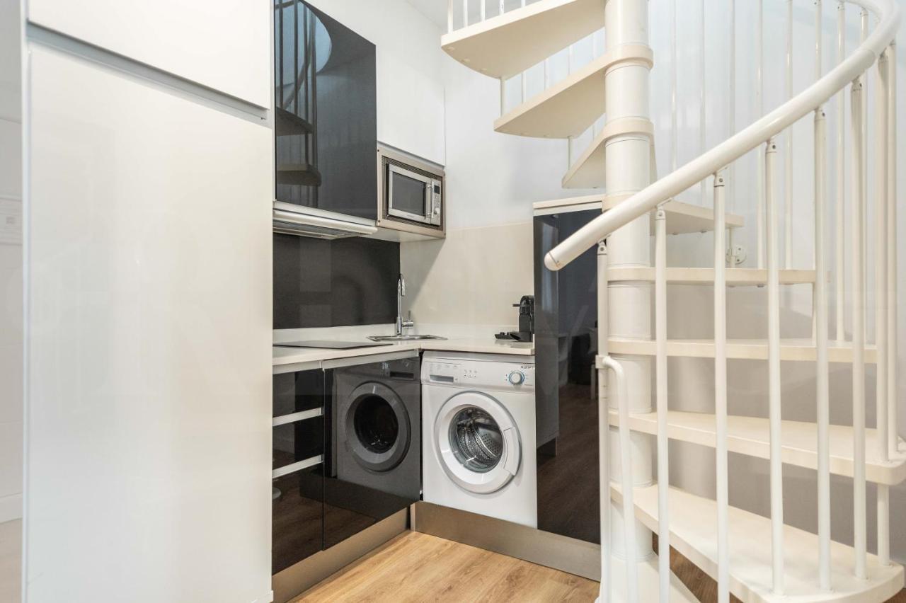 Inviting Duplex In Front Of Picasso Museum By Rems Apartment Malaga Bagian luar foto